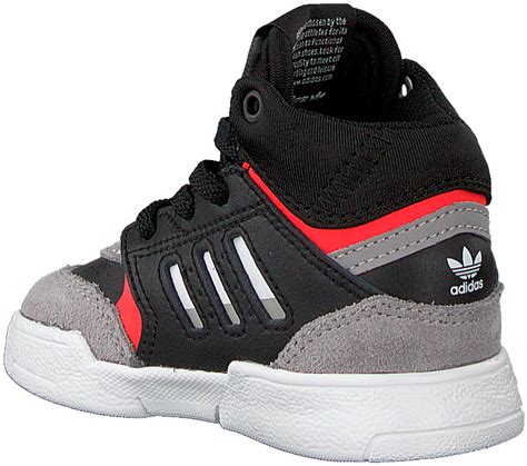 adidas schoenen voor de winter kind|Adidas kids sneakers.